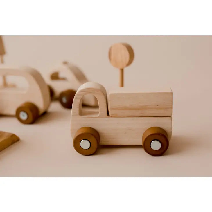 Wooden Vehicle Play Set - Holt and Ivy
